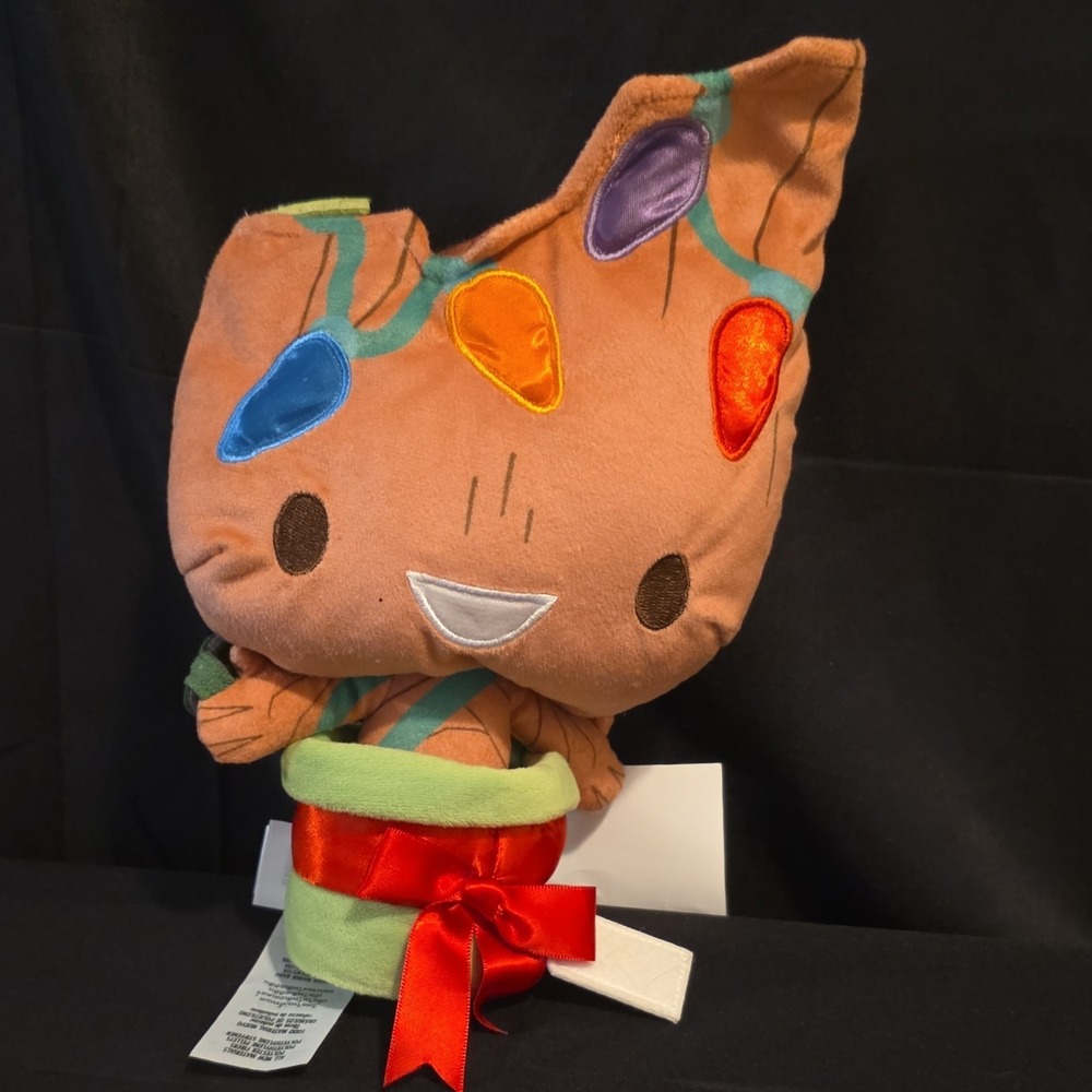 Disney Groot Holiday Light-Up Plush Toy with Christmas Lights Marvel Franchise- - Picture 5 of 6